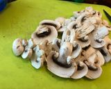 Foto del paso 4 de la receta: Hongos de pino (callampas) con champiñones París