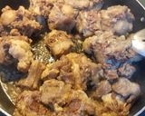 A picture of step 1 of Cola de rez en salsa picoso.