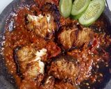 Foto langkah ke 3 dari resep Pecak cucut manis pedas.