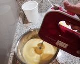 Foto del paso 6 de la receta: Bizcocho de limón con mermelada de fresa