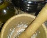 A picture of step 1 of Lebanese-Style Foul Moudammas.