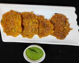 A picture of step 2 of Quinoa mini chilla.