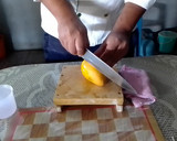 Foto del paso 4 de la receta: Aguachile de camarón con chiles secos, mango y pepino