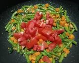 A picture of step 2 of Urad Dal Makhani.