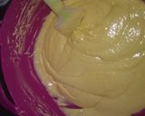 A picture of step 3 of Chocolate and Vanilla cakes.