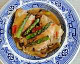 Foto del paso 10 de la receta: Contramuslos de pollo con espárragos