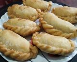 गुजिया /करंजी (Gujiya karanji recipe in hindi) रेसिपी चरण 4 फोटो