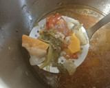 Foto del paso 1 de la receta: Por poco más de 10€. Consomé