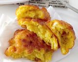 Foto langkah ke 5 dari resep Ampal Jagung a.k.a Dadar Jagung (Perkedel Jagung) w/ Telur.