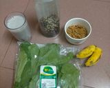 Hình bước làm 1 của món Smoothie Cải bó xôi, chuối, hạt mix, sữa đậu nành