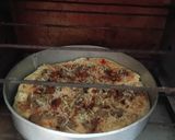 Foto langkah ke 5 dari resep Pizza sosis bakar.