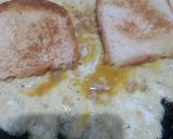 A picture of step 4 of Disco egg fry.