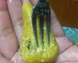 A picture of step 5 of Kesari Kaju Modak.