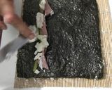 Foto del paso 24 de la receta: Norimaky (rollo con el alga cubriéndolo) y uramaky (con el alga por dentro) - Sushi