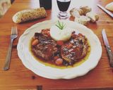 Foto del paso 9 de la receta: Filete de cordero con salsa al romero con puré de patata