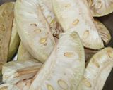 Hình bước làm 1 của món Nộm mít non