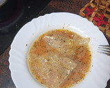 Foto del paso 1 de la receta: Barritas de gallo rebozado con ensalada y papas fritas