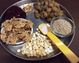 A picture of step 1 of Beetroot walnuts hummus.