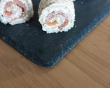 Une image de l'étape 6 de Roulés au saumon et fromage frais.