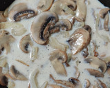 Foto del paso 3 de la receta: Espaguetis con salsa de champiñones