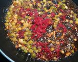 Foto del paso 7 de la receta Media tostada con huevos revueltos, ajetes y sobrasada