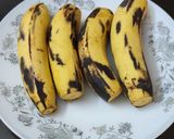A picture of step 1 of Ripe plantain cutlet.