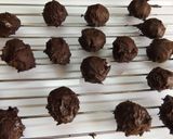 Foto del paso 6 de la receta: Castañas en almíbar recubiertas con chocolate