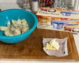 A picture of step 2 of Mashed Potato Patties.