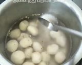 மீதமான சாதத்தி்ல் சுவையான ரசகுல்லா (Left Over Rice Rasagulla REcipe in Tamil) ரெசிபி ஸ்டேப் 4 புகைப்படம்