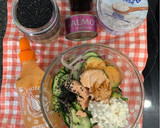 Foto del paso 4 de la receta: Ensalada de pepino y salmón estilo sushi