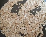 A picture of step 1 of Oats upma.