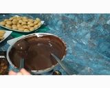 صورة لخطوة 2 من وصفة حلوة البيض المسلوق والبسكويت