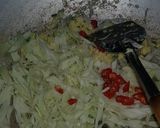Foto langkah ke 4 dari resep Mie Tek-Tek Goreng.