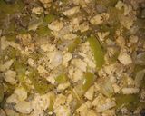 صورة لخطوة 2 من وصفة لفائف الدجاج المقلية (Chicken roll)