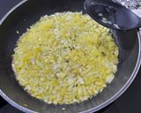 Foto del paso 4 de la receta: Hoy una empanada de hojaldre con atún huevo y bechamel