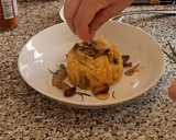 Foto del paso 9 de la receta: Patatas revolconas con salteado de setas de chopo