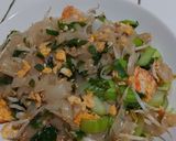 Foto langkah ke 6 dari resep Kwetiau goreng udang.