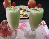 A picture of step 4 of Apple🍎cherry🍒milk shake 🍹🍹🍸🍸🍷🍷.