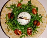 Фото кроку 3 до Бурата з руколою та чері 🍅 /Burata with arugula and cherries.