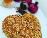 عکس مرحله 1 از دستور کیک کشمشی و کنجدی