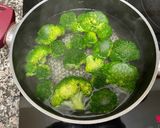 Foto del paso 1 de la receta: Tortilla soufflé de brócoli