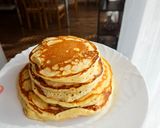 A picture of step 5 of Pancakes.