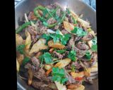 Foto del paso 3 de la receta: Lomo Salteado con Papas y Arroz al curry