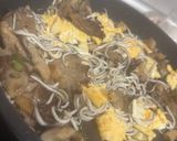 Foto del paso 5 de la receta: Revuelto de setas, ajetes y gulas