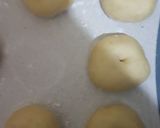 Foto langkah ke 4 dari resep Donat Lembut dan Empuk 🍩.