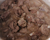 Foto del paso 3 de la receta: Patatas con costillas