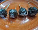 A picture of step 6 of Cake pops.
