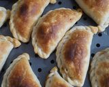 Foto del paso 11 de la receta: Empanadas de carne cortadas a cuchillo