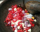 Foto langkah ke 1 dari resep Labu Siam Udang Telur Puyuh Masak Merah.