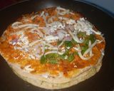 A picture of step 4 of Tri-colour Indian Roti Pizza.